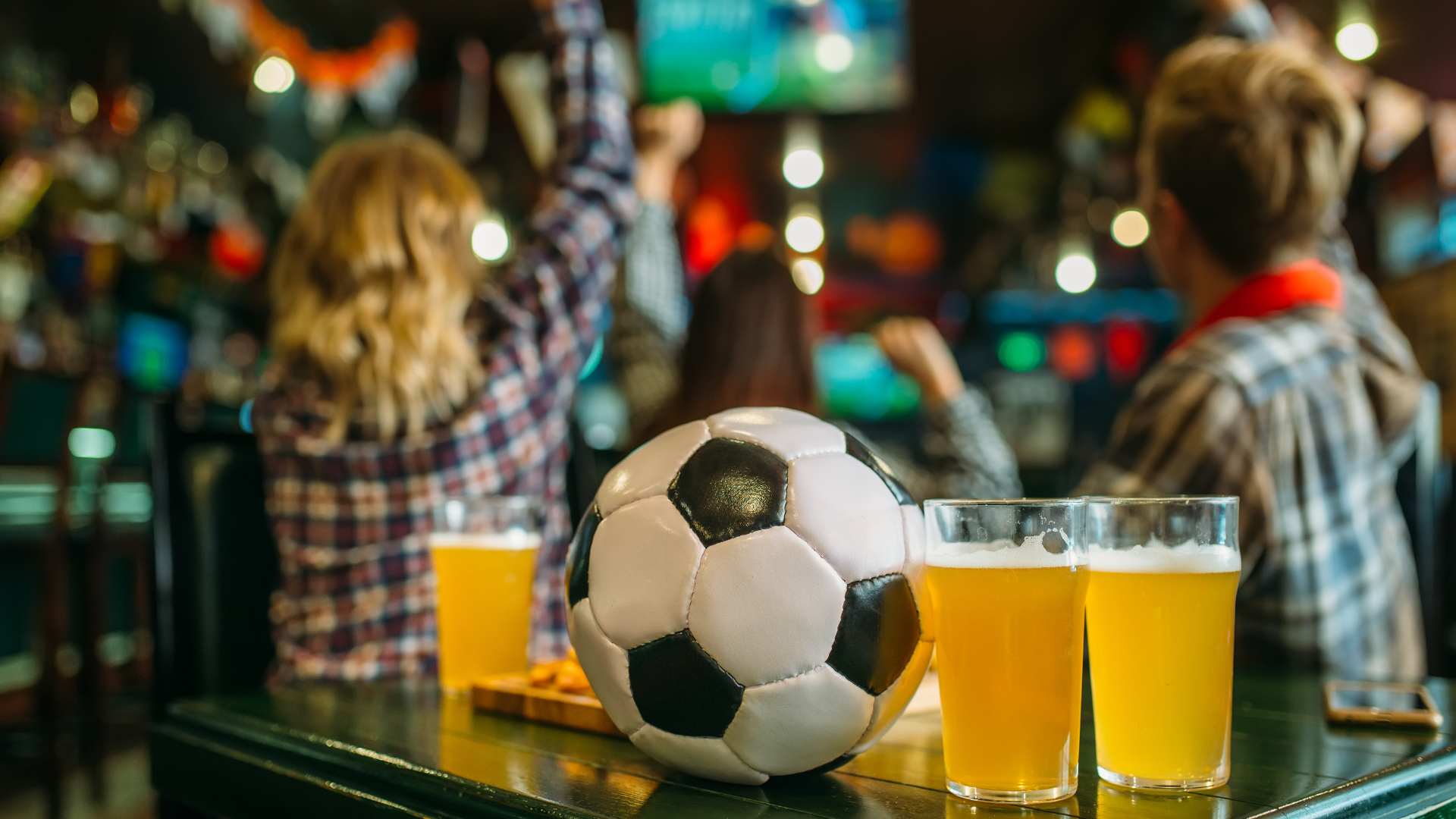 Bars to Watch Football in Madrid