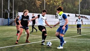 historia del futbol femenino como empezo